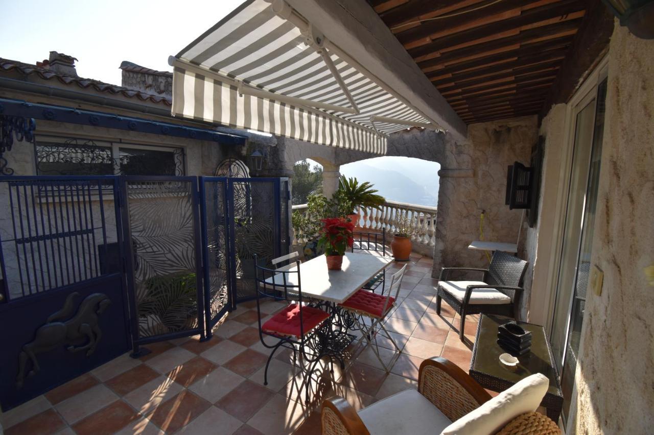 Studio Climatise Et Sa Terrasse Privee En Villa La Trinité Εξωτερικό φωτογραφία
